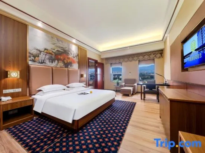 1 Bedroom Business Suite