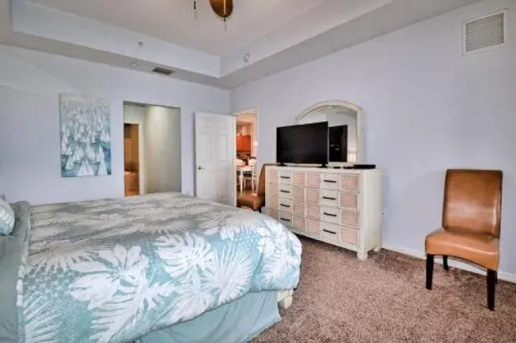 Harborview Grande 406