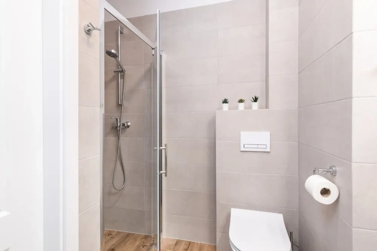 1 Bedroom Apartment with balcony