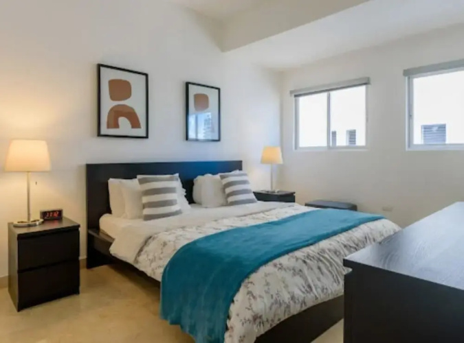Apartment in Piantini Sleeps 12