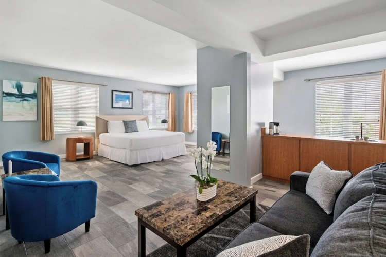 Double Suite
