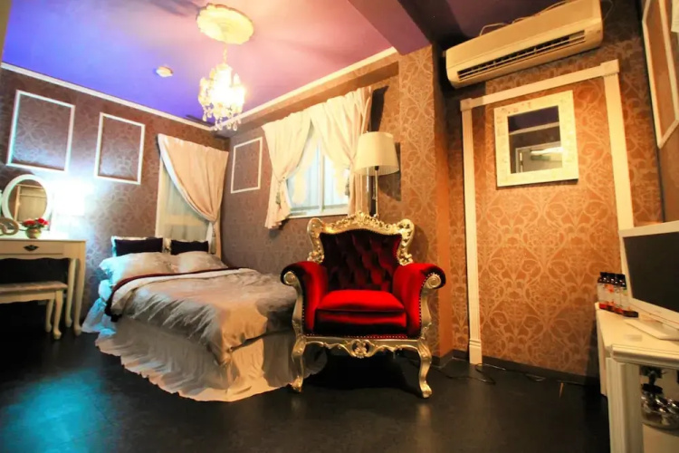 Micro Hotels near Roppongi