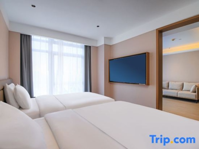 Standard Family Suite