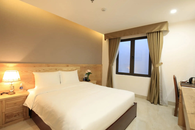 Sunny Ocean Hotel & Spa