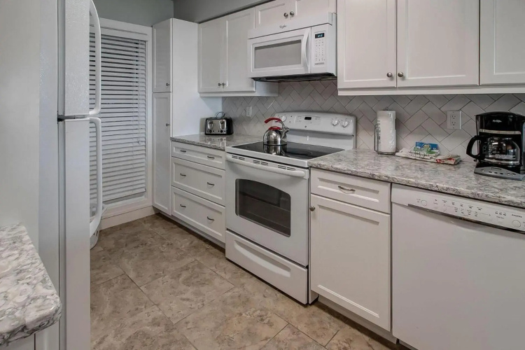 Shorewood 310