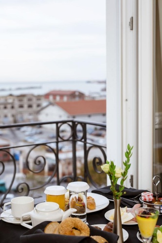Mediterranean Palace photo 16