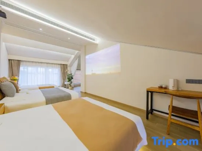 Standard Family room