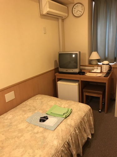 Standard Triple room