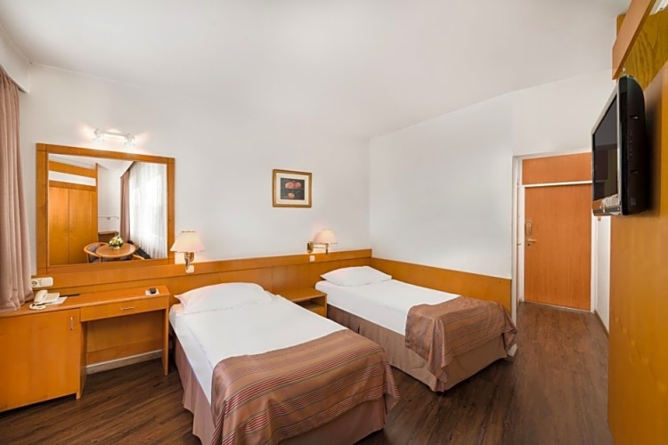 Economy Double room with view