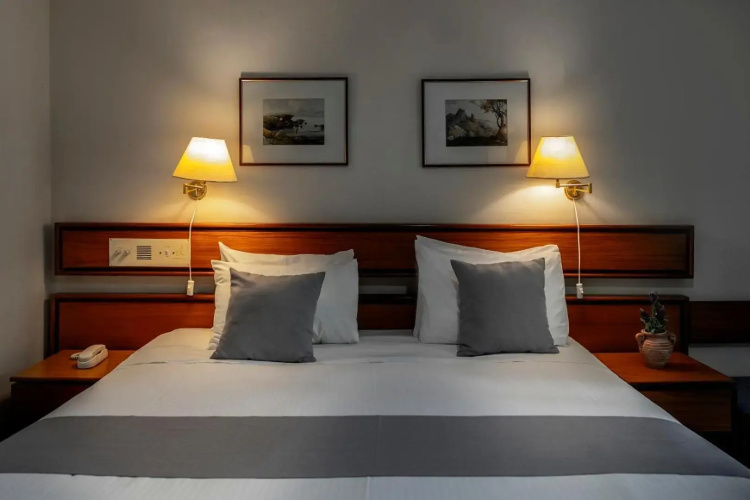 Forest Park Hotel