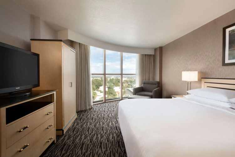 Embassy Suites by Hilton Convention Center Las Vegas