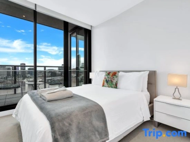 2 Bedrooms Grand room