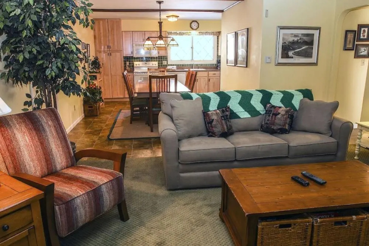 Fawn Valley Inn: 240