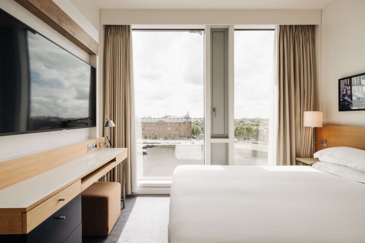 DoubleTree by Hilton Amsterdam Centraal Station photo 12