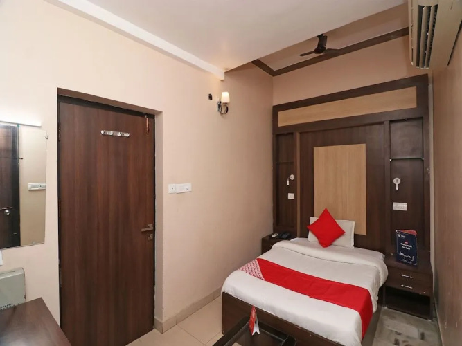 Oyo 22763 di Wine Inn