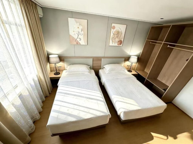 Sky Vista Hotel