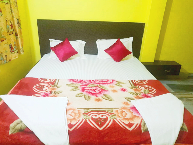 Goroomgo Jully Lodge Puri