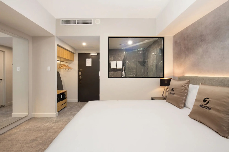 Jephson Hotel