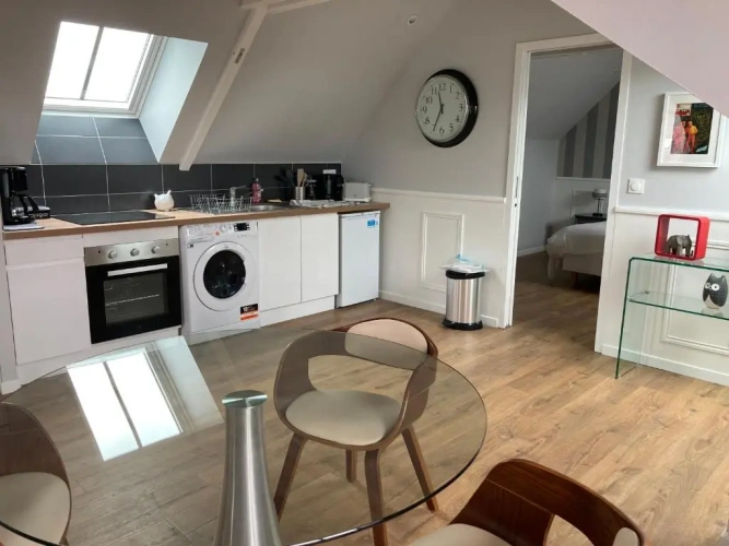 1 Bedroom Apartment