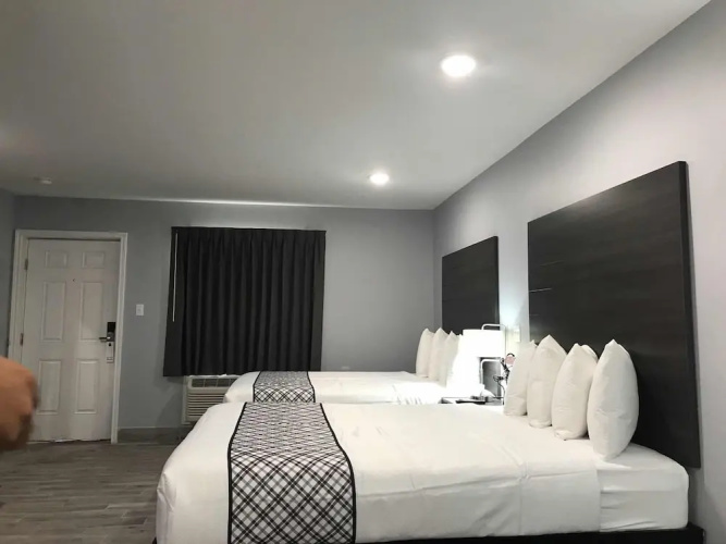Bay View Inn