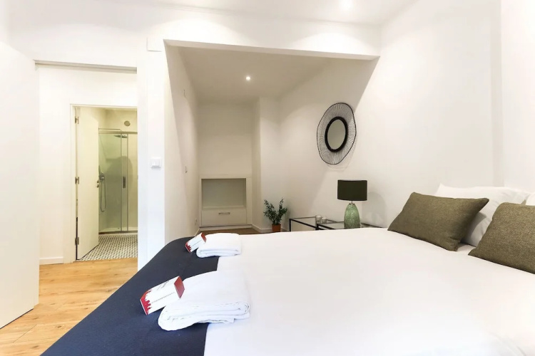 Alfama Elegant by Homing