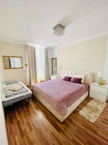Apartment #Story