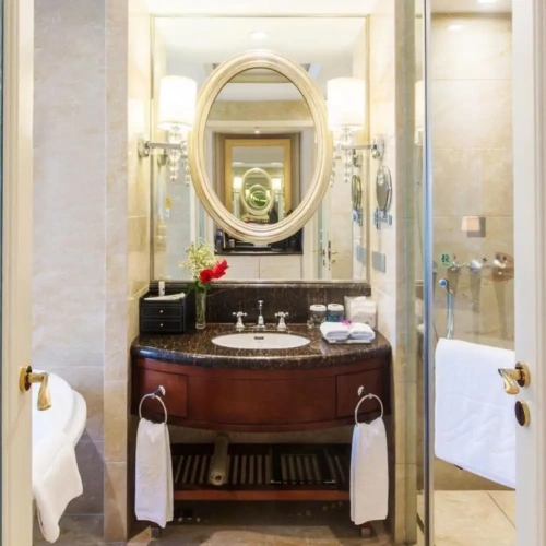 Superior Twin room with lake view