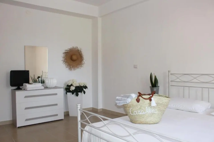 2 Bedrooms Cottage