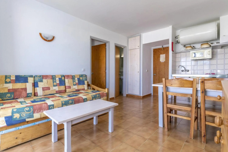 Vista Blanes Apartments