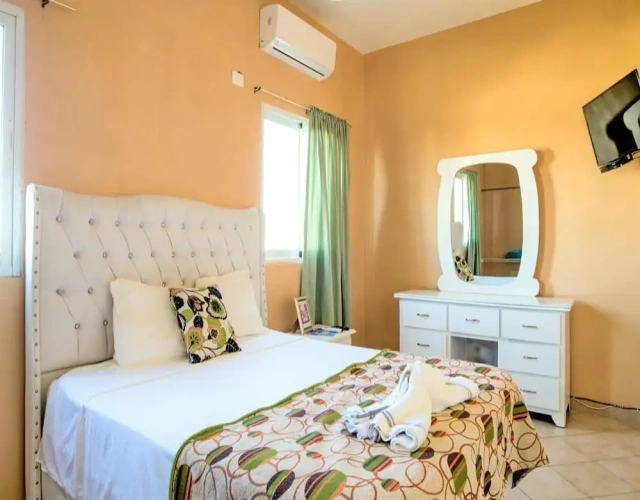 1 Bedroom Executive Double room with garden view