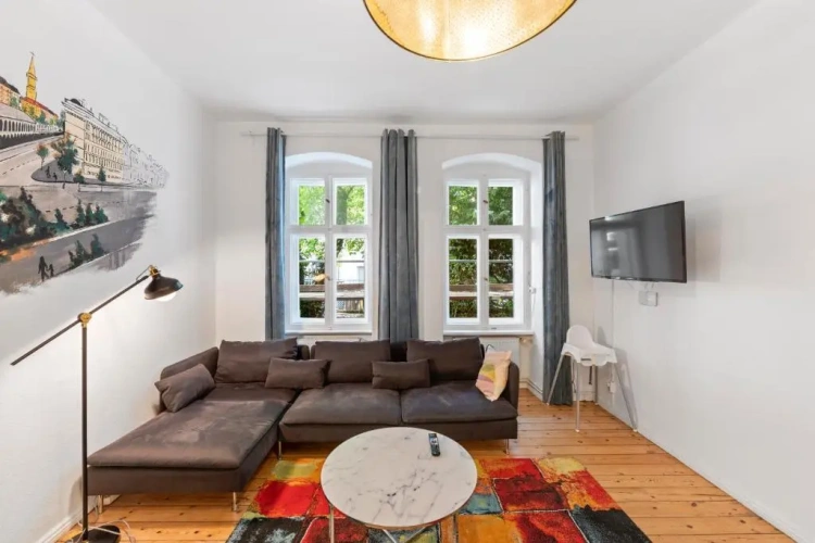 2 Bedrooms Apartment