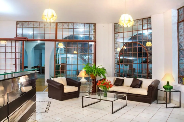 Hotel Cocos Inn
