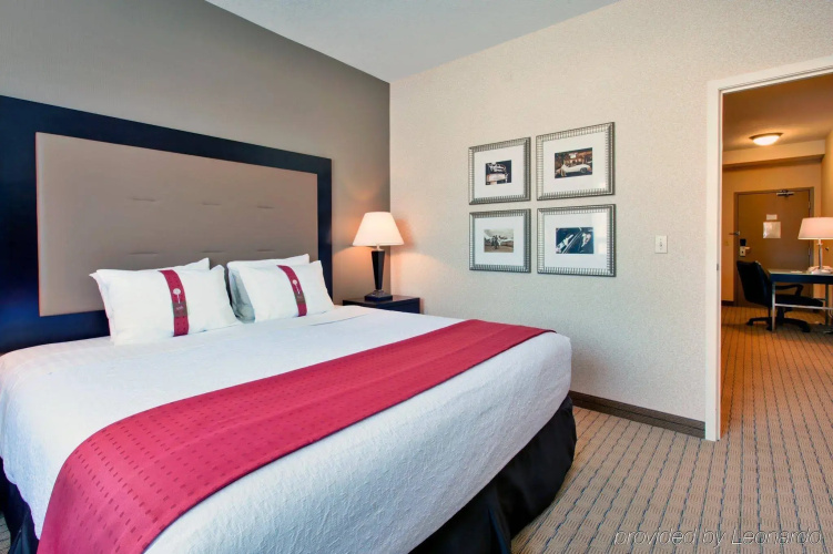 Everwild Canmore Hotel