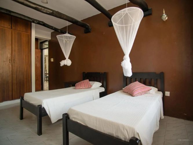 Bahari Dhow Beach Villas