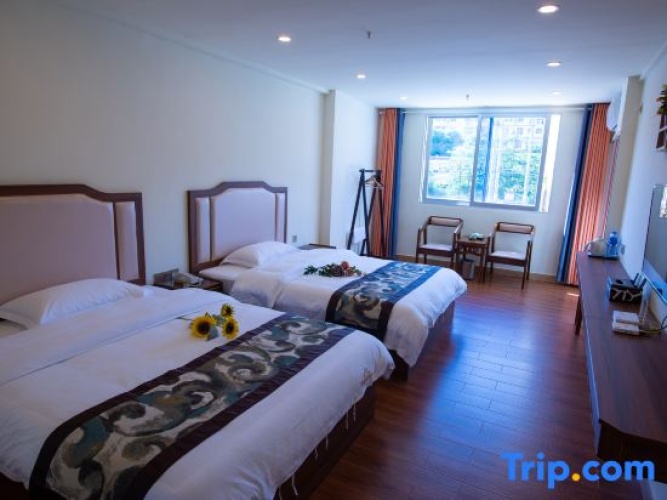 2 Bedrooms Family Suite