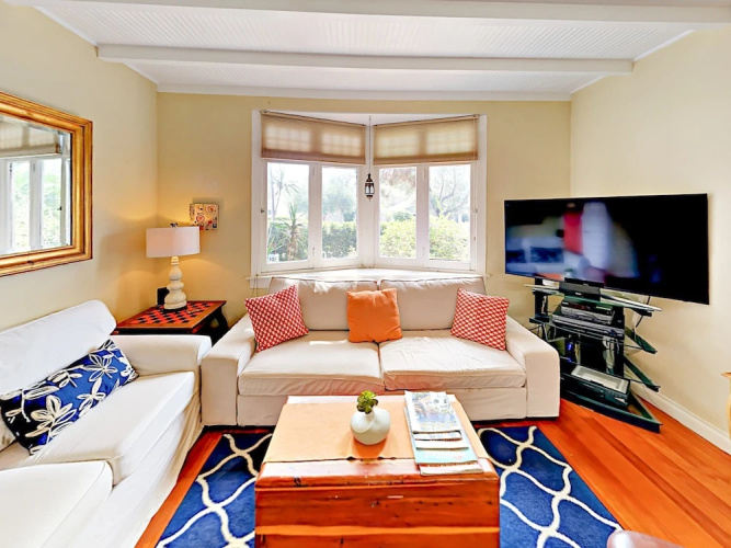 224 W Micheltorena Street House