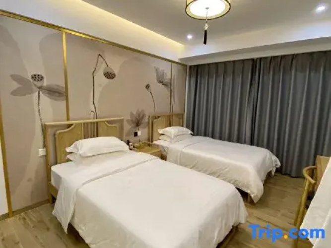 Weipu Apartment