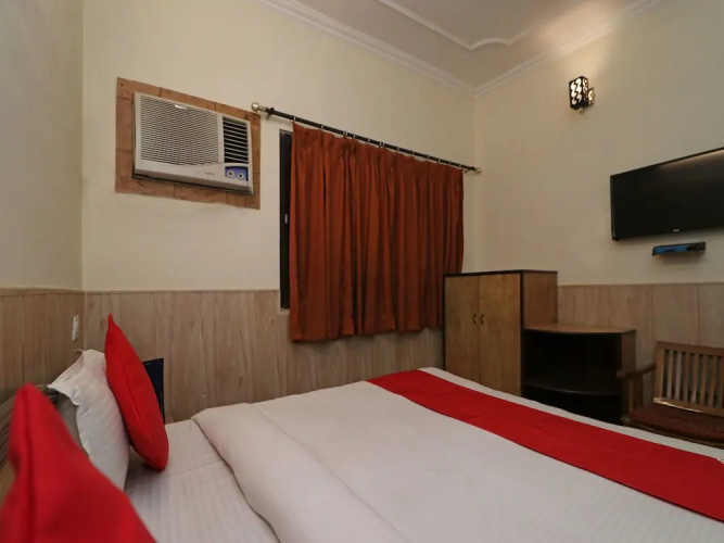 Collection O 4375 Hotel Gang Tarang