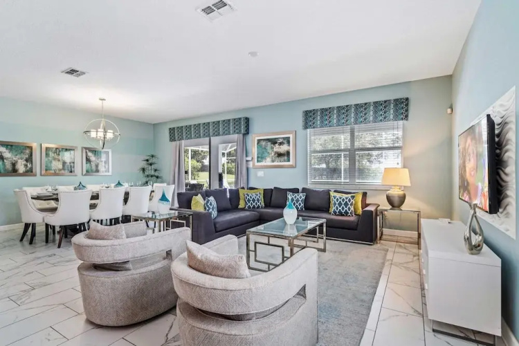 9046 Stinger Drive