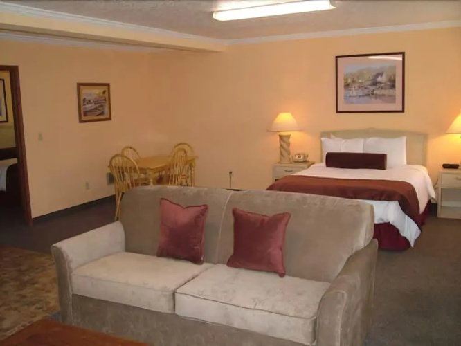 Sunset Inn