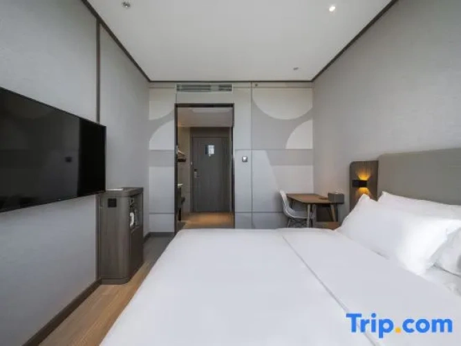 Standard Double room with view