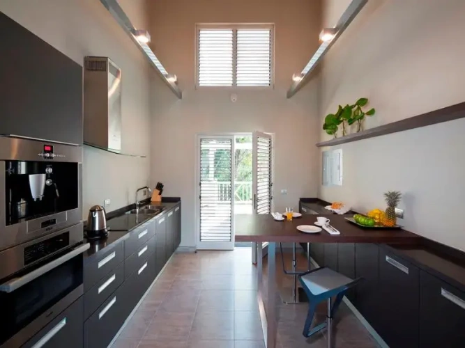 2 Bedrooms Suite with balcony