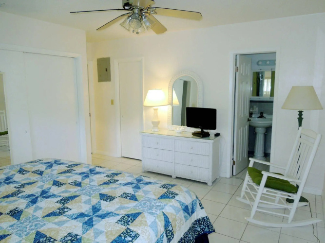 Pelican Place