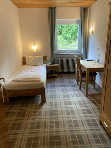 Economy Single room
