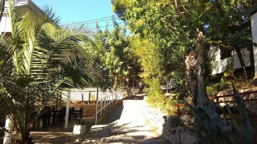 Tourist Resort Milna Vis