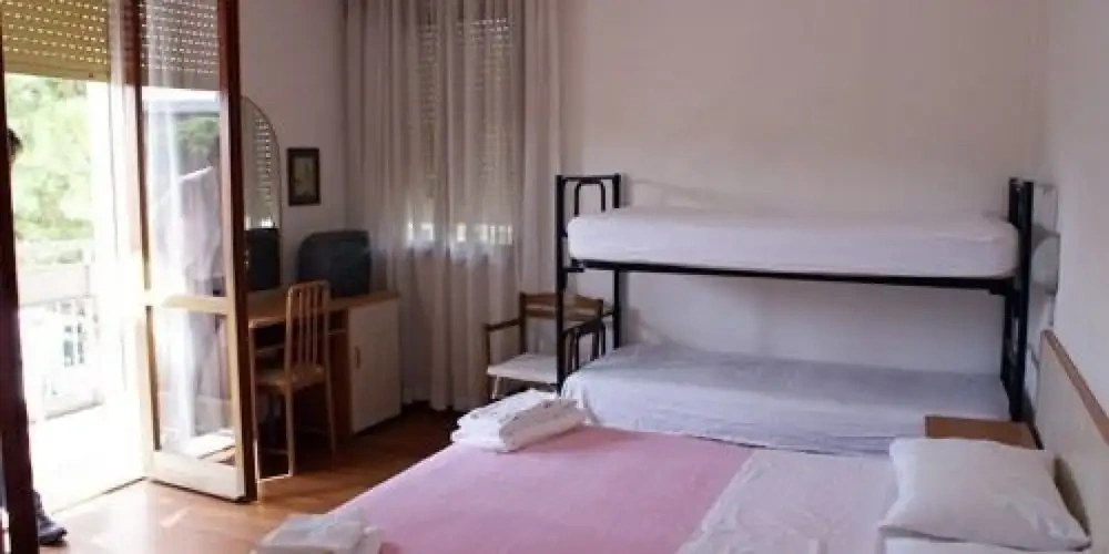 Standard Quadruple room with balcony