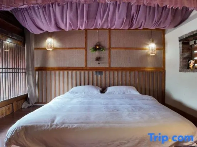 Standard Double room with courtyard view