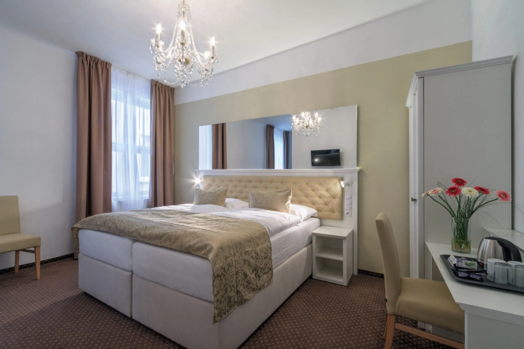 Hotel Taurus