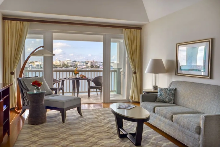 2 Bedrooms Suite with balcony