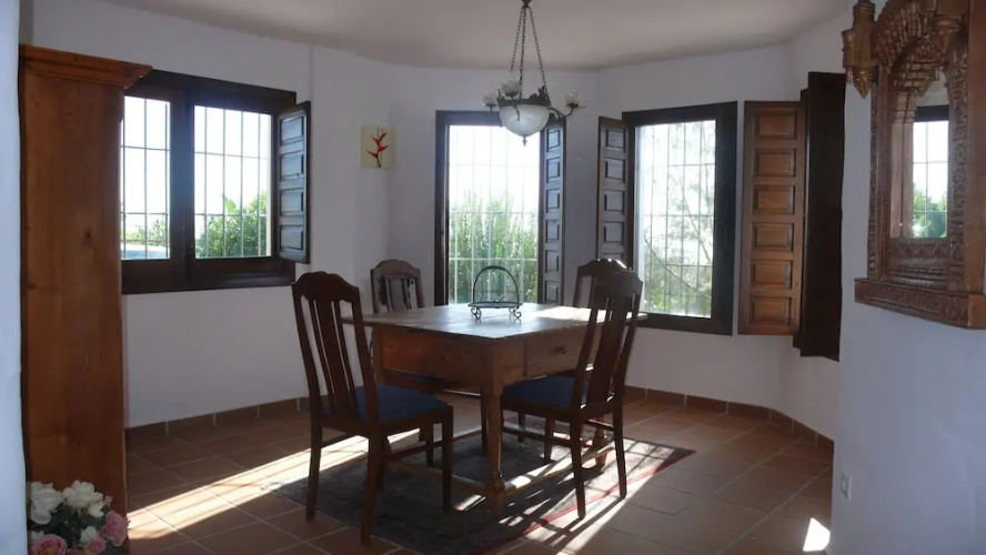 Casa Blanca (2 bed)